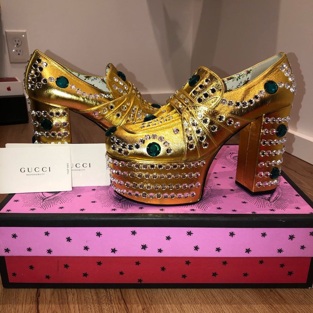 Selling my gorgeous  Gucci Platform Loafers .